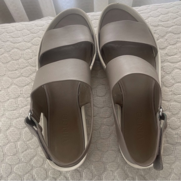 Summer Sale with Vince sandals cool comfortable platform - Picture 1 of 5